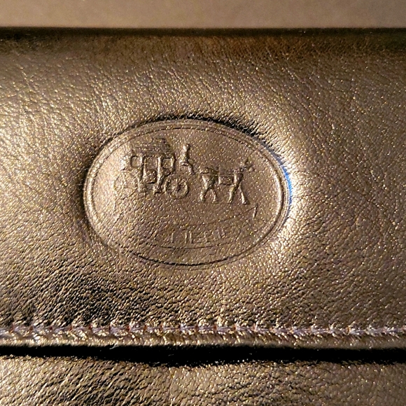 ✨HOST PICK!✨ NEW Black Leather Wallet, Multi-Compartment Organizer - Picture 3 of 14